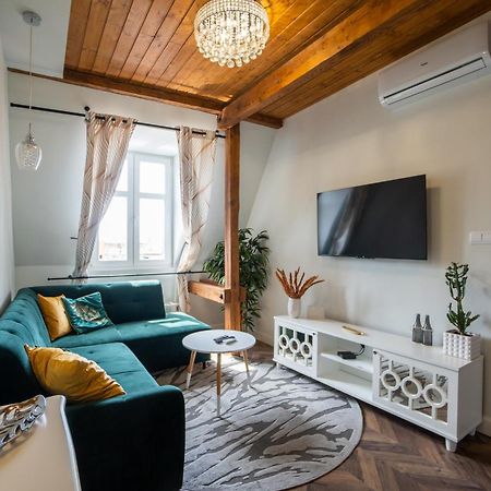 Apartamenty Pioro I Atrament Torun Bagian luar foto