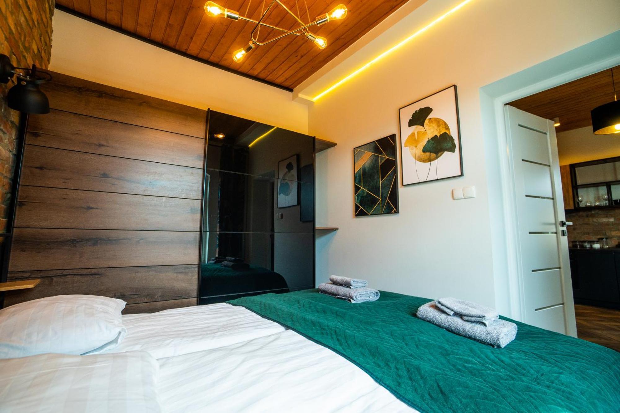 Apartamenty Pioro I Atrament Torun Bagian luar foto